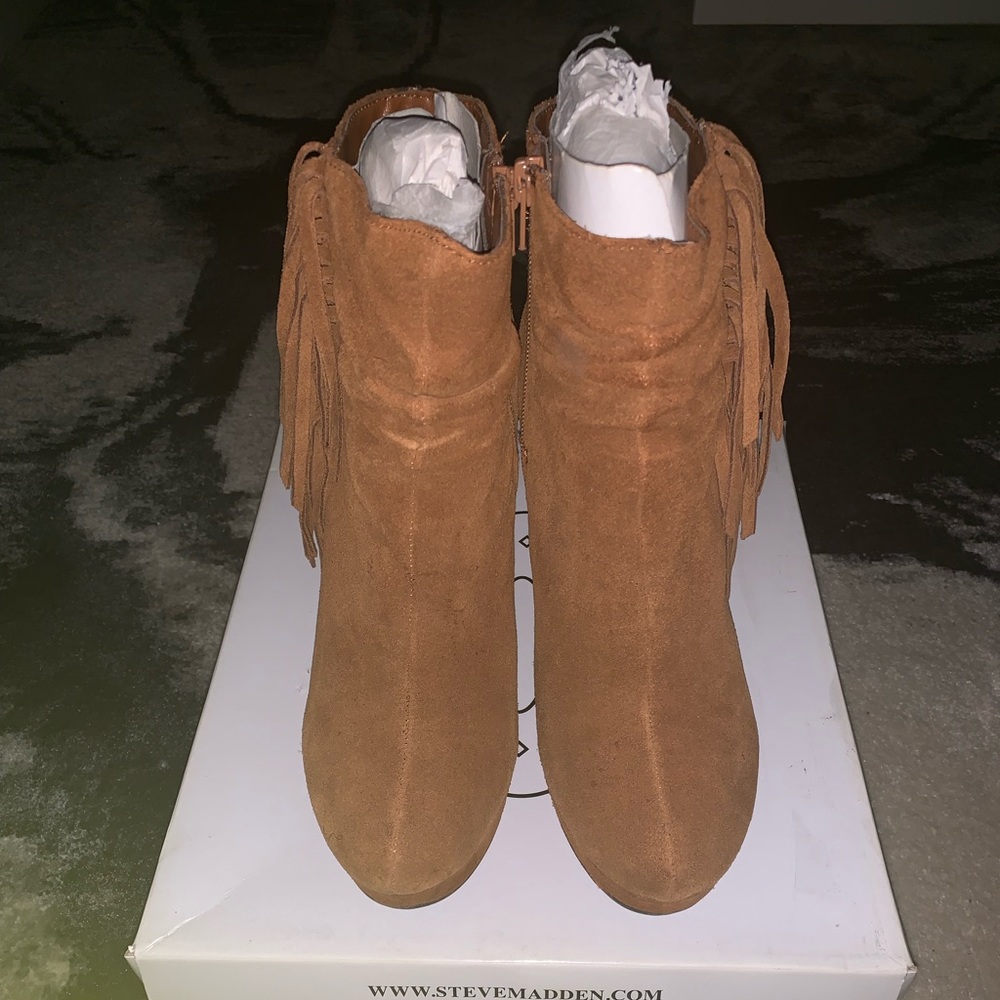 Tan suede ankle fringe booties